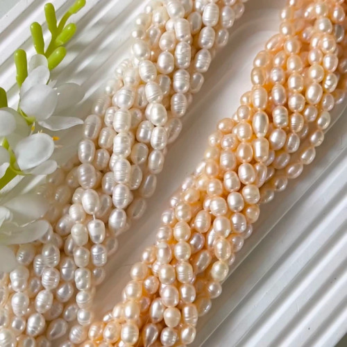 مروارید پرورشی طرح گندمی نامنظم سایز 8 (فروش بصورت بندی شامل 35 مهره)