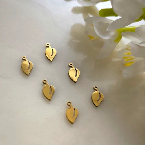 پلاک آویز ساعتی طرح برگ طلایی(فروش محصول بصورت دونه ای میباشد)